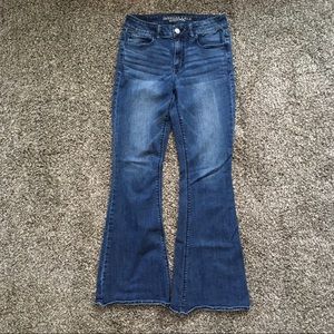 High waisted American Eagle Artist jeans